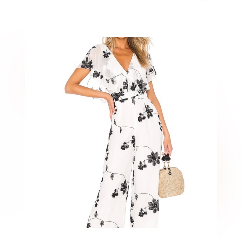 House of Harlow Revolve NEW White and Black Floral Romper Jumpsuit Pants Size XS